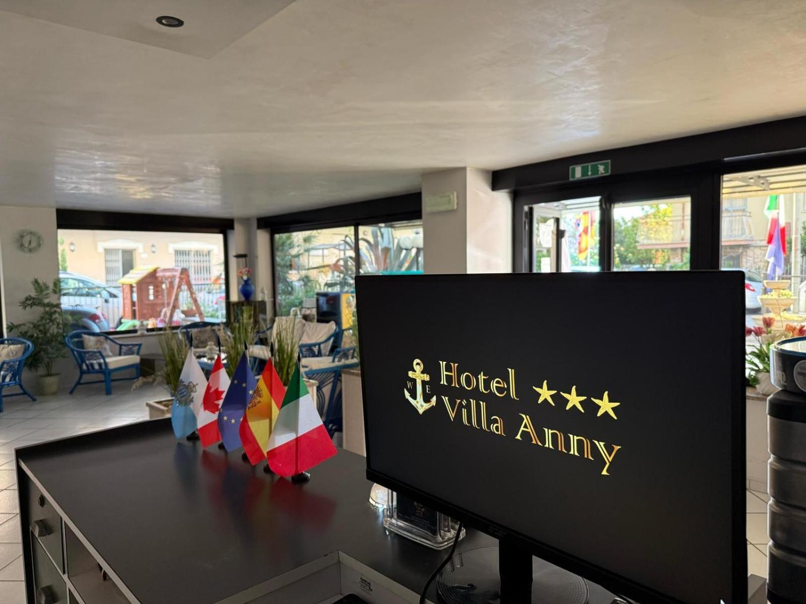 Anny Hotel ริมินี ภายนอก รูปภาพ