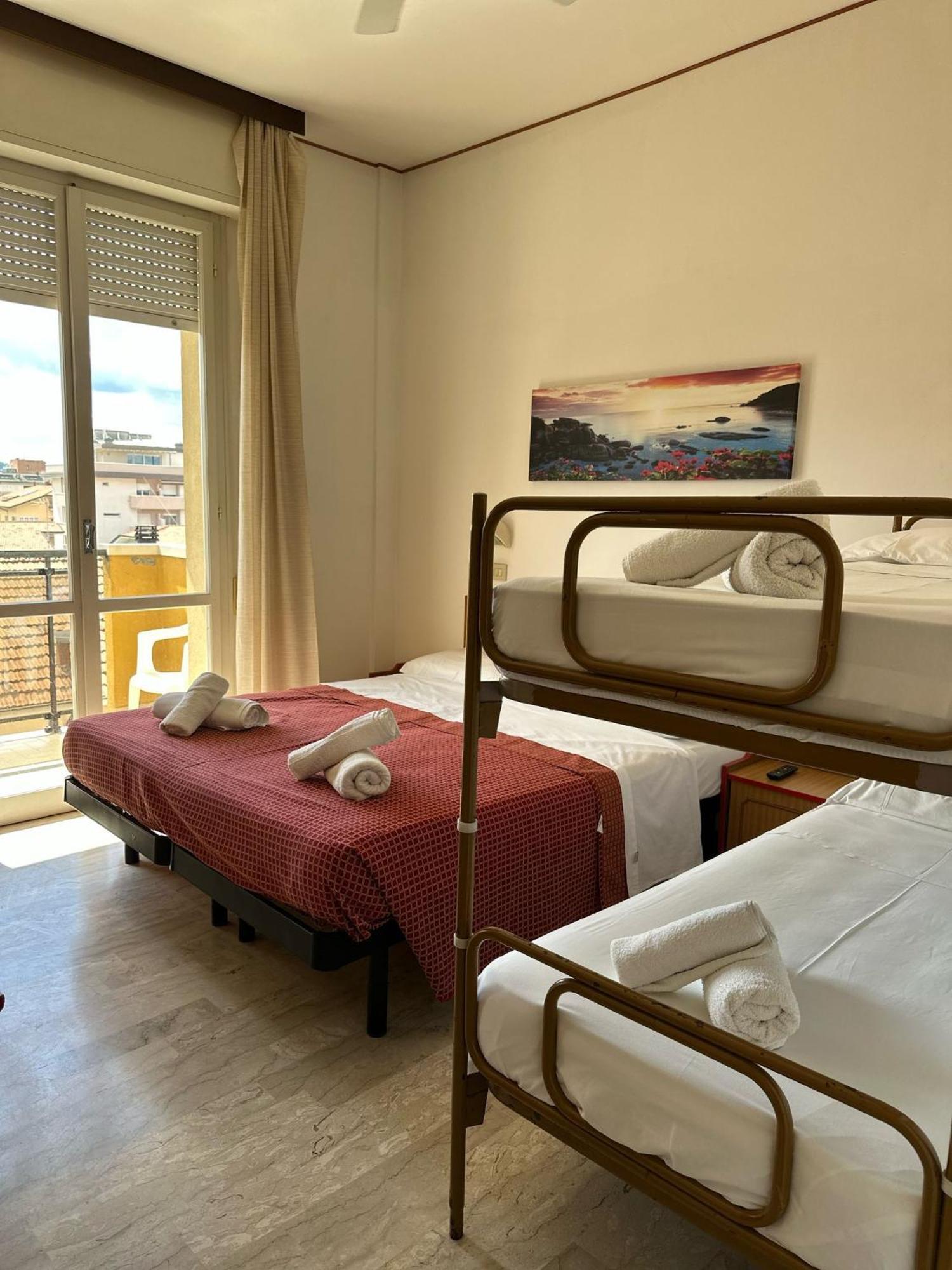 Anny Hotel ริมินี ภายนอก รูปภาพ